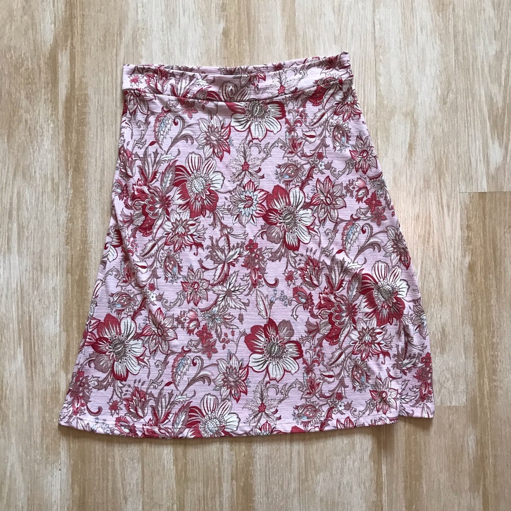 floral skirt